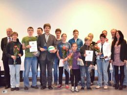 Gruppenfoto zur Ehrung durch den KreisSportBund Dahme-Spreewald